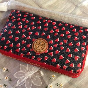 Tory Burch Valentines Amore Kerrington Wallet